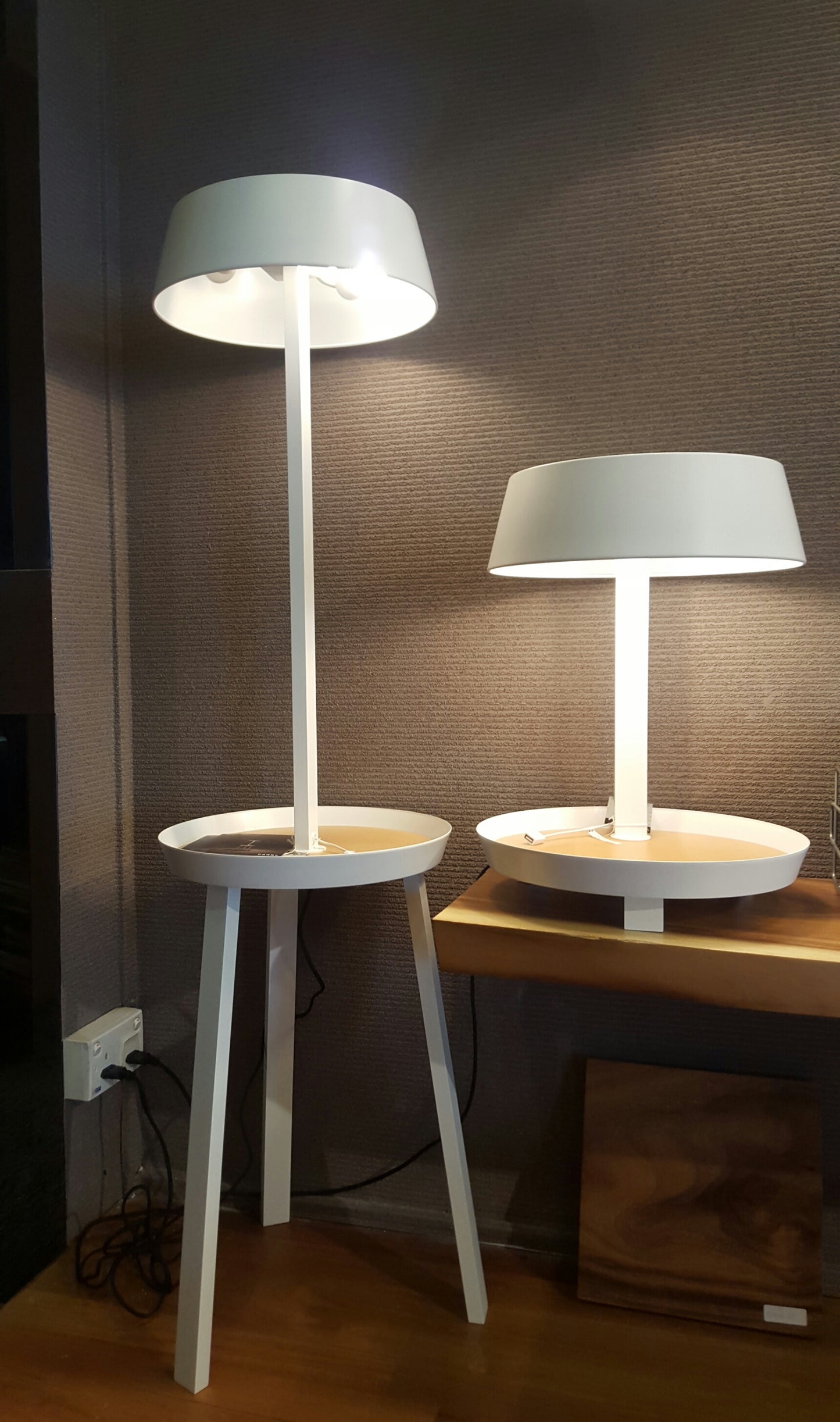 VAE - CARRY Table Floor Lamp
