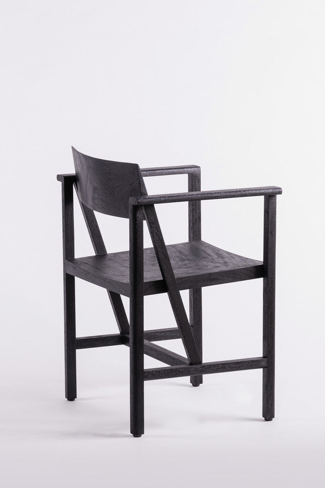 PHAKA Chair