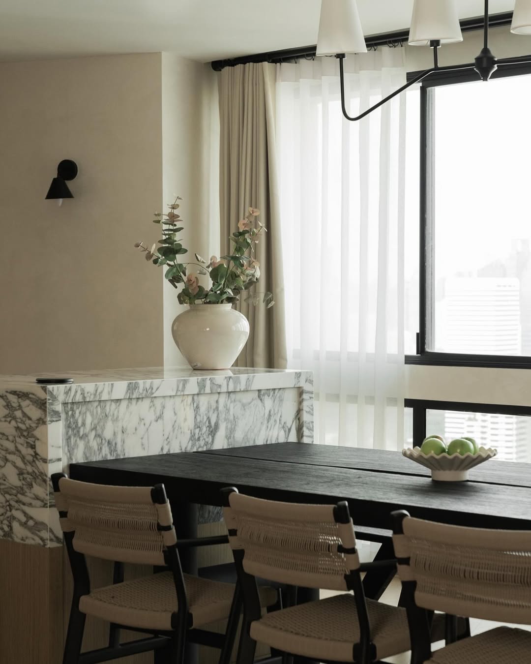 PANNA Dining Table
