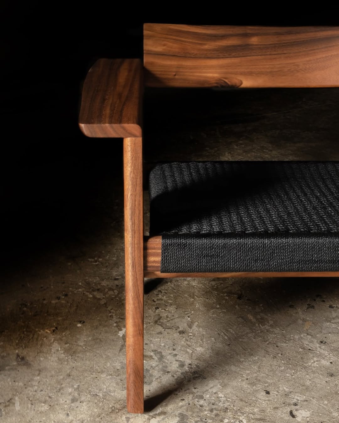 PHAKA Lounge Chair