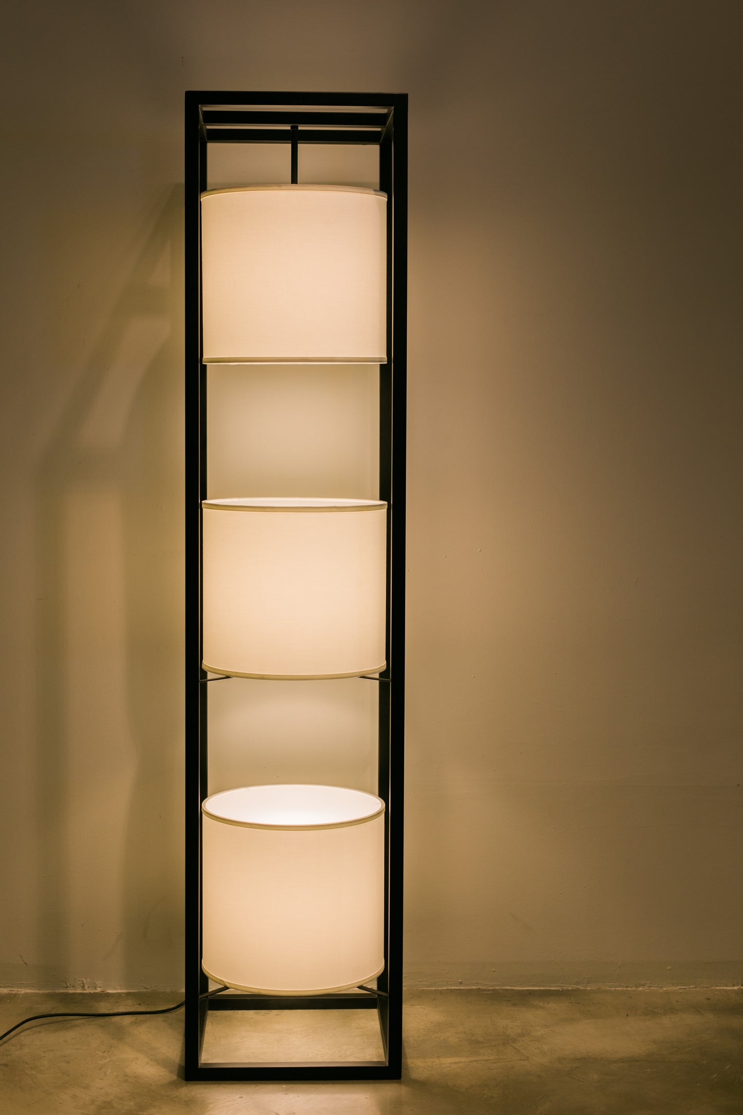 VAE - BOX Collection Floor Lamp