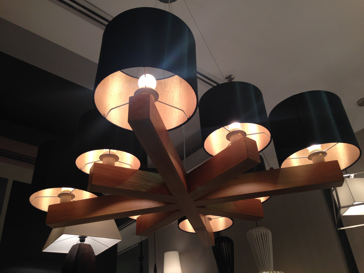 HOLMZ UH Pendent Lamp