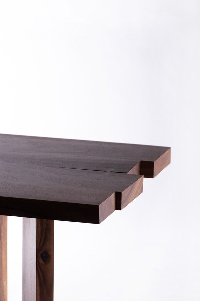 MESA Dining Table