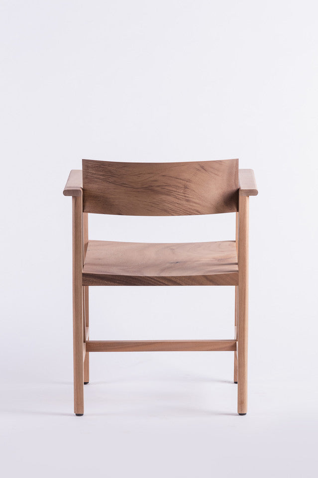 PHAKA Chair