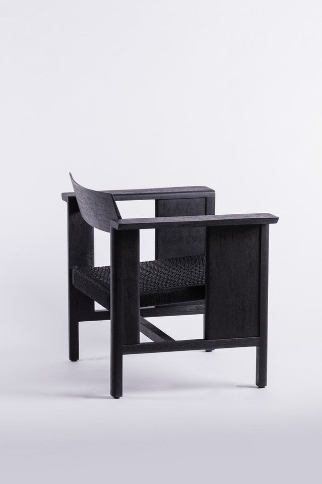 PHAKA Lounge Chair